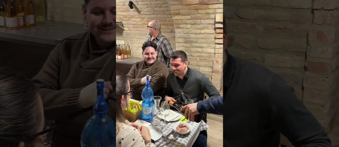 Francia borok kóstolója a Vialtum Pincében 🍷Gallai Adriánnal, a szervezővel beszélgettünk ✨