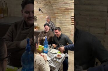 Francia borok kóstolója a Vialtum Pincében 🍷Gallai Adriánnal, a szervezővel beszélgettünk ✨