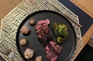 Porterhouse Steak with Roasted Broccoli and Stuffed Champignons