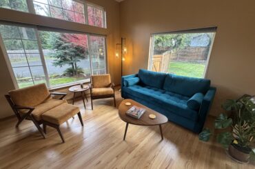 Help! Tying up a room with a rug is hard.