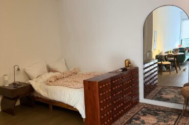 How size rug should I get for my entry area?