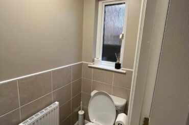 Help! How can I add colour to this wc