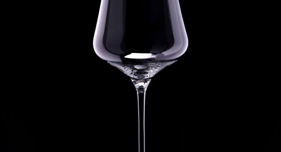 WineEnthusiast Vienna Universal vs GabrielGlas StandArt Universal