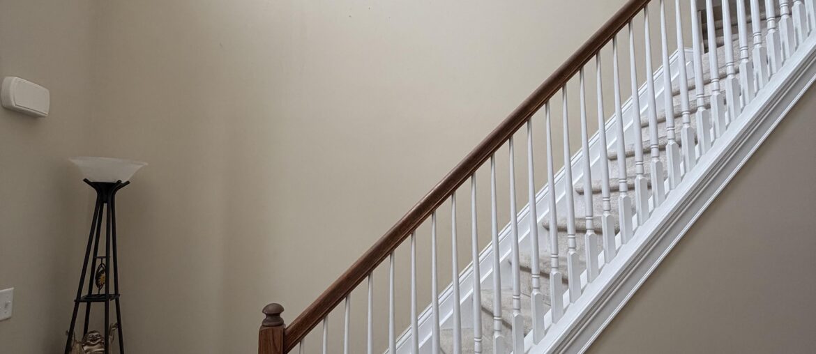 How should i decorate my entry way?