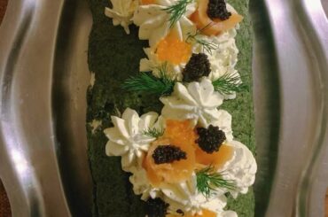 Smoked salmon buche