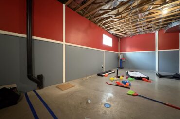 Finishing basement walls help