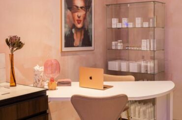 Office corner in a modern wellness studio, Barcelona, Spain. [640x960]