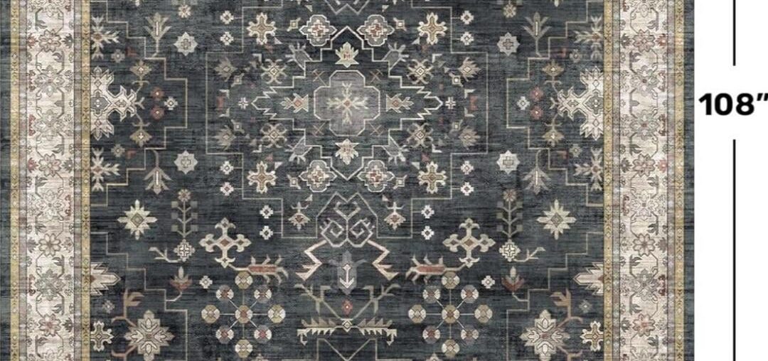 Green or blue chair? Green or blue chair?