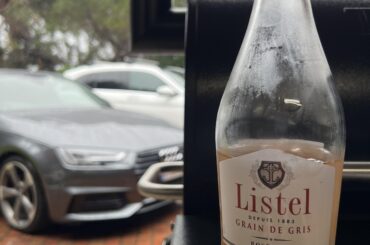 Ribs and French rosé