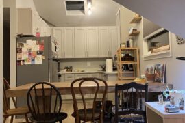 Help me pick the right dining chair colors. Should I mirror the dark, light, dark color pattern on the opposite side of the table or do light, dark, light wood chairs on the opposite side?