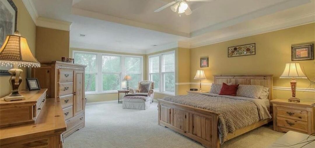 Help picking paint colors for master bedroom