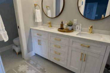 Advice on rug and hand towel colors