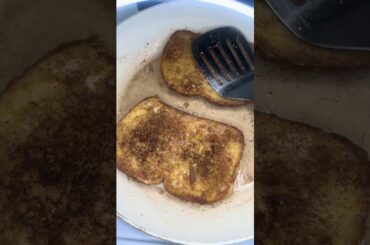 Chessmen Cookie French Toast Remix 🔥#shorts #frenchtoast #thaflavorfiles #recipe #breakfast