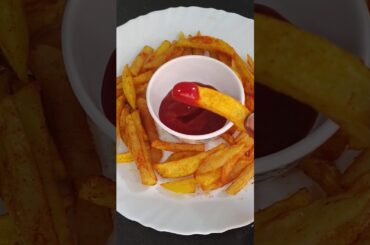 French Fries Recipe #homemadefries #crispyfries #frenchfries #shortsfeed #youtubeshorts #food #viral