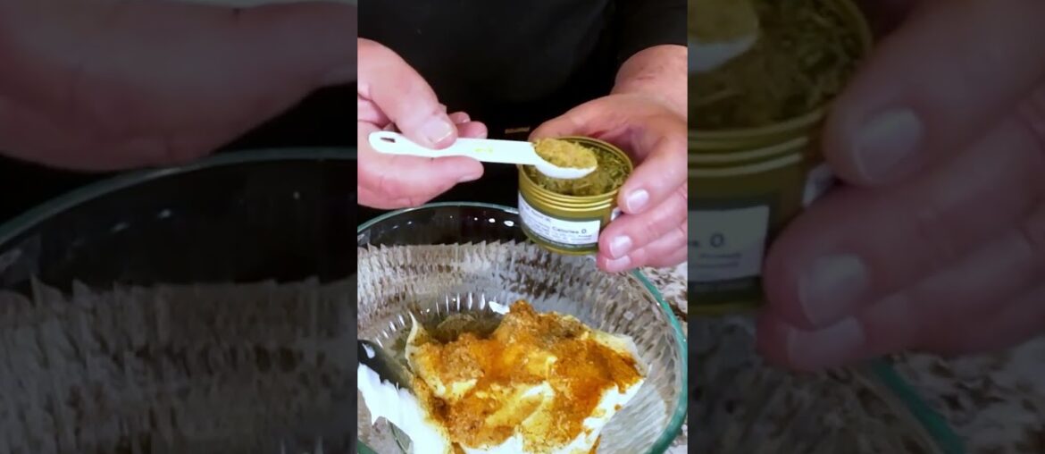 Super Bowls Sour Cream Onion Dip @goldensteer Super Bowls Sour Cream Onion Dip @goldensteer