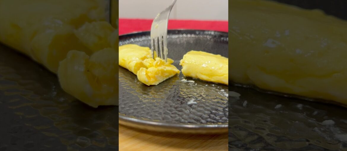 French Omelette #omlette #omletterecipe #recipeshorts #eggrecipe #eggs #eggrecipes