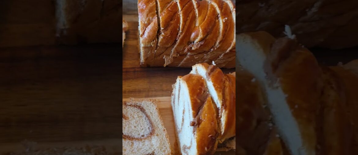 French Toast on the Blackstone Griddle E-Series - Outdoor Cooking Moves Inside - Breakfast Recipe