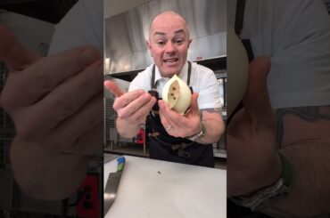 2 techniques I learned in culinary school #culinaryschool #onion #french #howto #everydayisfeastday