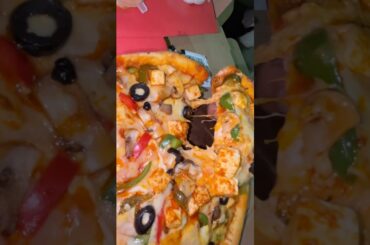 Cheese loaded gourmet pizza🍕 | Must watch 😱😋#viral #foodvlog #minivlog #contentcreator #foodie