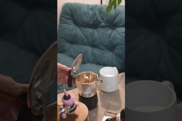 A Small Comfort in a Busy World ☕️#mokapot #coffee #asmr