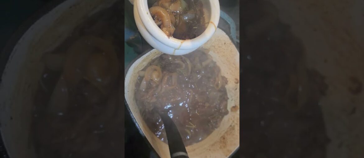 Cozy Cooking: French Onion Soup