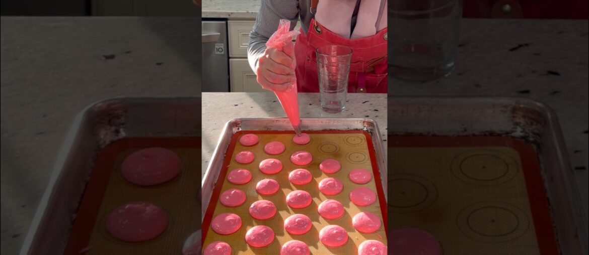 French macaroons easy recipe #fypシ #fyp #macarons #fyp #easyrecipe #food #recipe #cookie #yummy