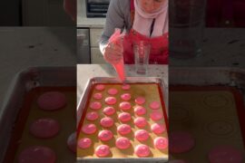 French macaroons easy recipe #fypシ #fyp #macarons #fyp #easyrecipe #food #recipe #cookie #yummy