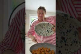 Easy Saucy Nugget Platter with Heluva Good! Dips