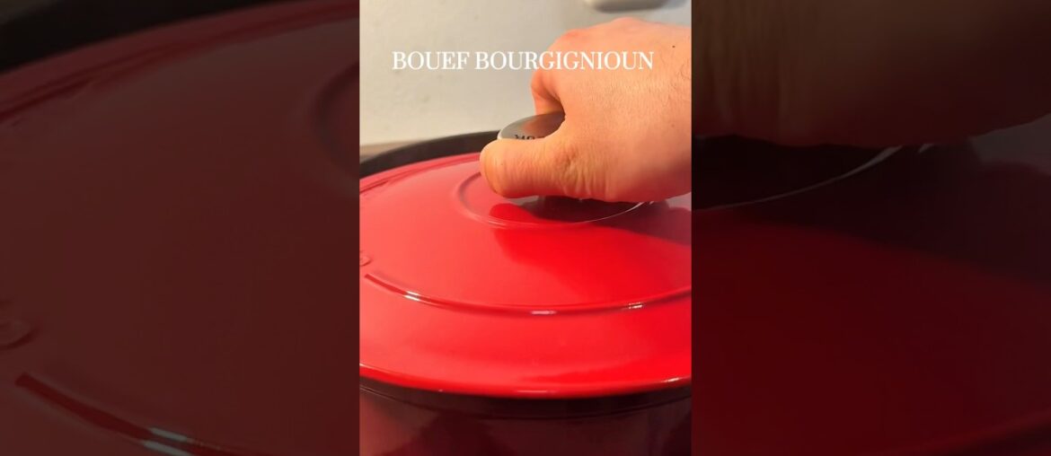 Bouef Bourgignioun 🥩🇫🇷 #frenchfood #beefrecipe #redwine #frenchcuisine Bouef Bourgignioun 🥩🇫🇷 #frenchfood #beefrecipe #redwine #frenchcuisine