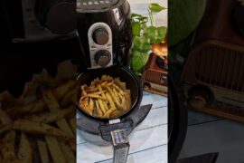 Oil Free French Fries in Air Fryer 😱🍟 | No Oil Crispy Fries 🔥 #shorts
