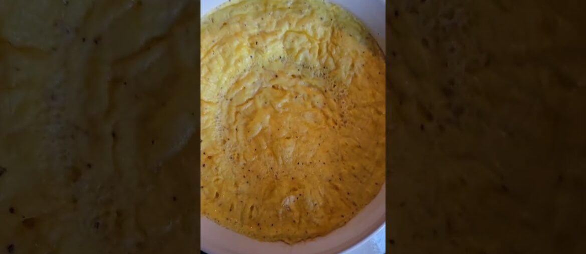 Omlette du fromage deux #food #foodie #omlette #dexterslab #egg #eggs #french