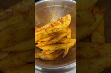 #cookwithme #burgerandfries #fyb #foodie #dinner #shorts #subscribemychannel !