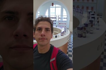 O segredo dos perfumes franceses... na cidade dos perfumes. #perfume #França