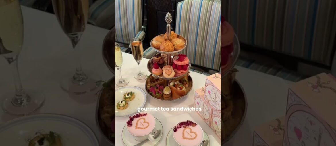 NYC’s newest afternoon tea 🫖💘 Ladurée SoHo is launching a limited-edition Galentine’s Day Tea NYC’s newest afternoon tea 🫖💘 Ladurée SoHo is launching a limited-edition Galentine’s Day Tea