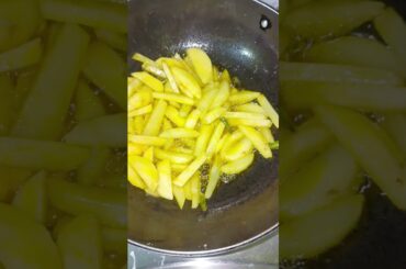 bacchon ki favourite sabji #french 🍟 fries #cookingshorts #recipe