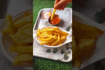 Trending recipe of potato french fries 🥔🍟#shorts #potato fries# french fries#ytshorts #viralshort