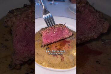 Popular French restaurant Petit Trois conic and decadent burgers 🍔 #foodreview #burger