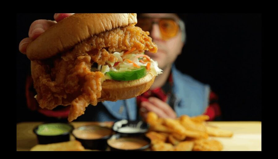 ASMR | Mukbang | Red Robin Hot Honey Crispy Chicken Sandwich Fried Pickles And Streak Fries