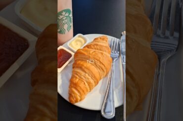 Starbucks Pink drink with Strawberry acai French Butter Croissant #Starbucks #Pinkdrink #Croissant