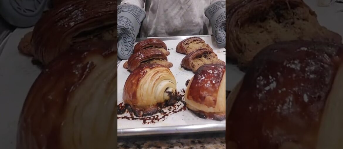 pain au Chocolat! #butter #baking #french #bread #breakfast