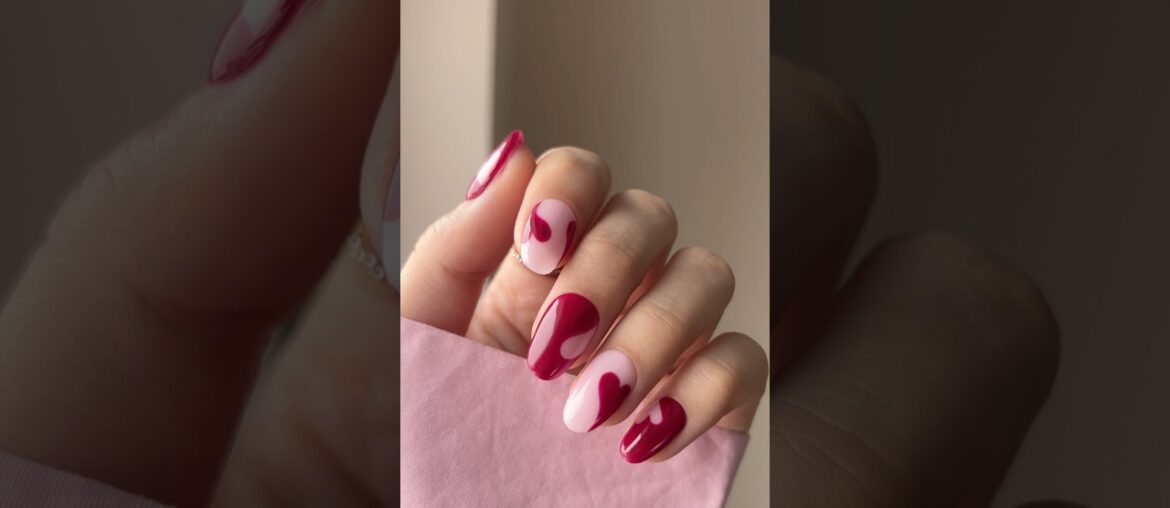 Rosa e rosso, la combo perfetta per San Valentino ❤️ French Pink Medium + Wine Red ✨#neonail #nails