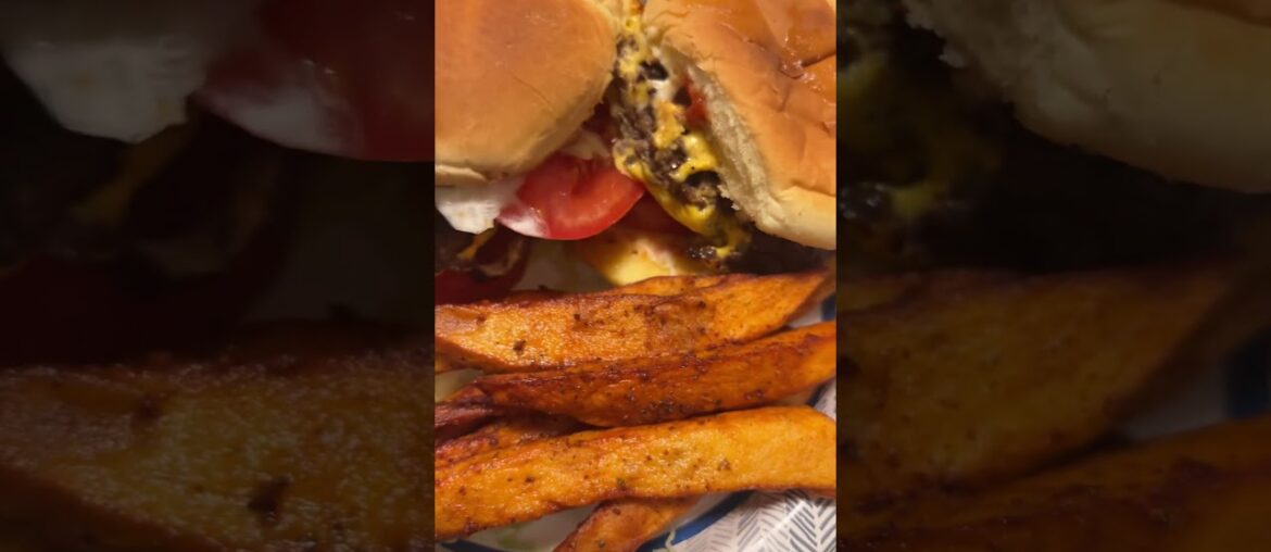 #dinner #burgerandfries #foodie #fyb #shorts #subscribemychannel !!
