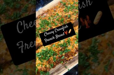 Cheesy Crawfish French Bread🦞🥖