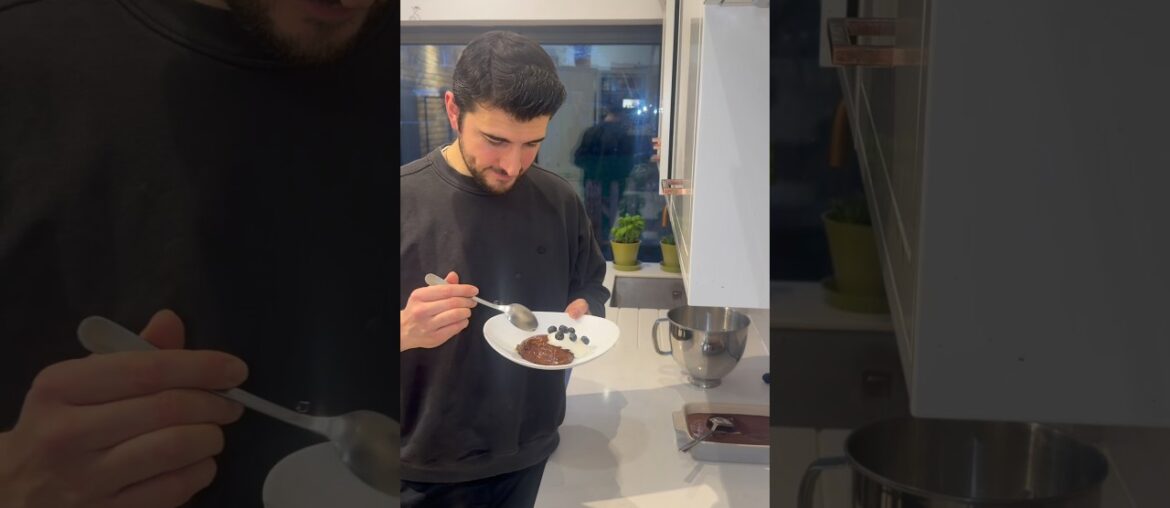 French-style Chocolate Mousse #dessert #chocolat #french #coffeeshop #london