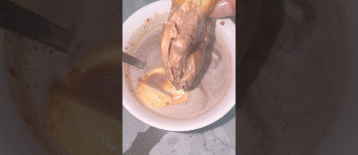 French Style Hot Chocolate ☕️ 🇫🇷 🥐 #food #shorts