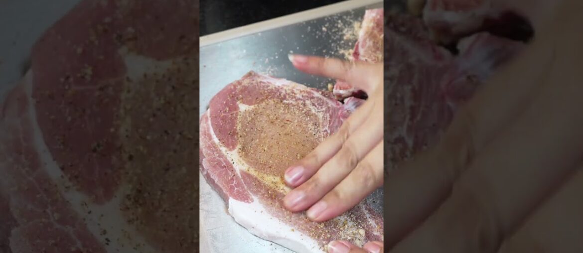 Pork Chop with Red Wine Sauce