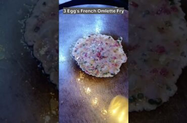 3 Eggs French Omelette Fry 🍳🔥Soft inside, 😋Aajao A-1 Egg Roll Pe #food #FrenchOmelette#3EggOmelette