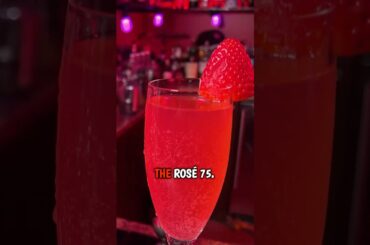 🥂 Rosé 75 for Valentine’s Day ❤️🍓#ValentinesDayCocktails #Rose75 🥂🍓