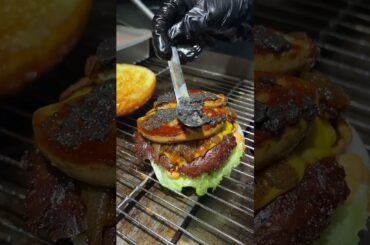 How much does it cost to pair a beef burger with French foie gras and French caviar ? #burger