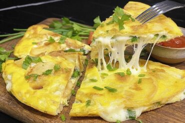 Better Than Pizza! 🍕 10-Minute Crispy Potato Egg Hack | How to make Crispy Potato Egg Pizza in